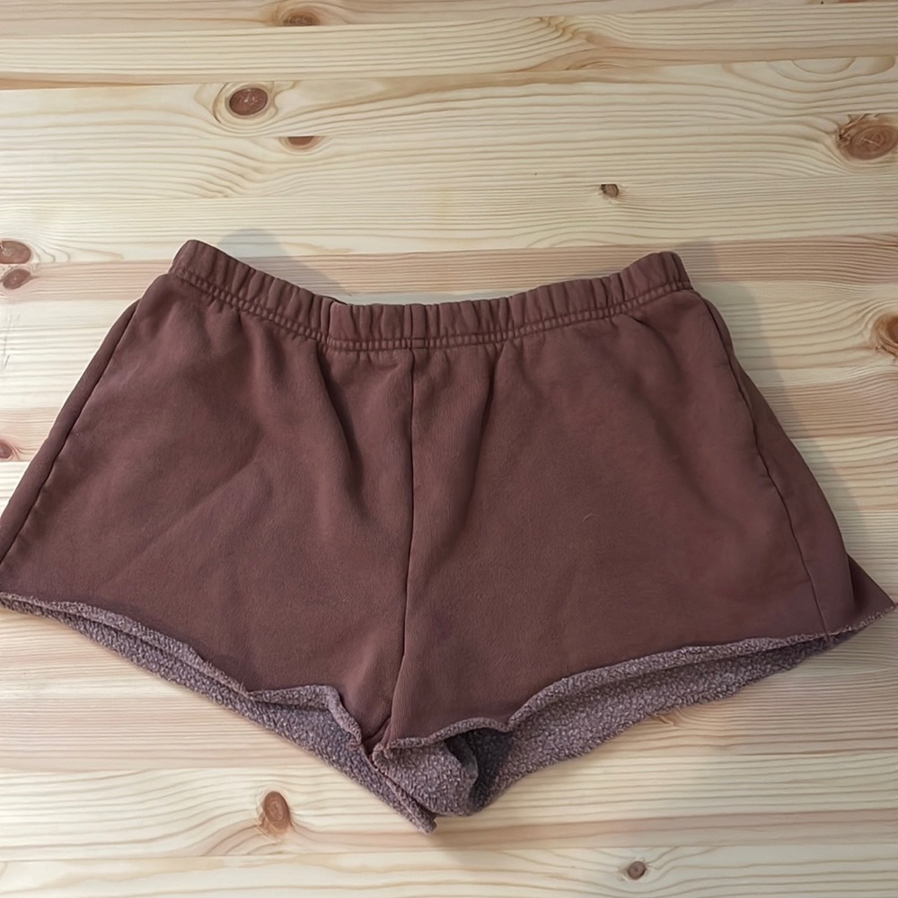 TNA Sweatshorts 2”